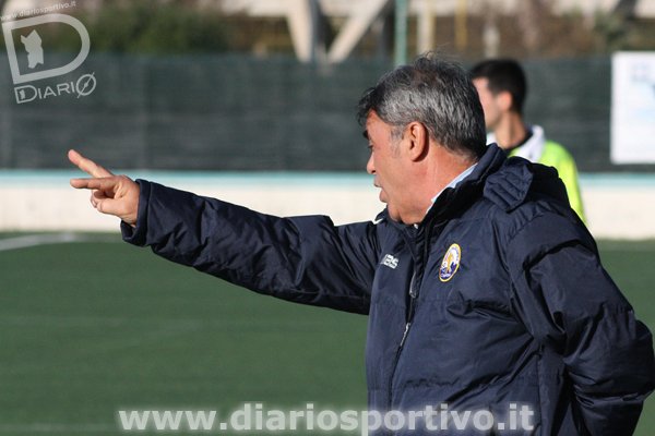 Bernardo Mereu dà indicazioni